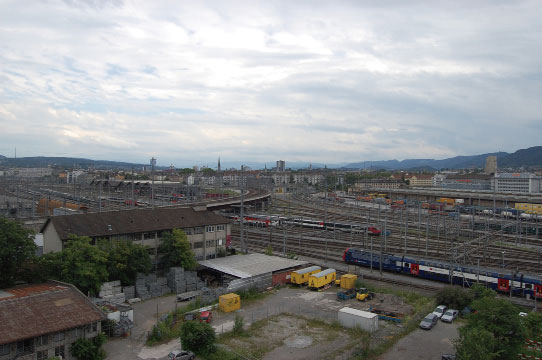 蘇黎世中心火車站貨站鳥瞰,集裝箱建筑,集裝箱房屋,集裝箱活動房,集裝箱住宅,住人集裝箱,二手集裝箱