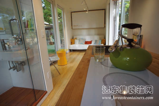 c192 Nomad 集裝箱公寓