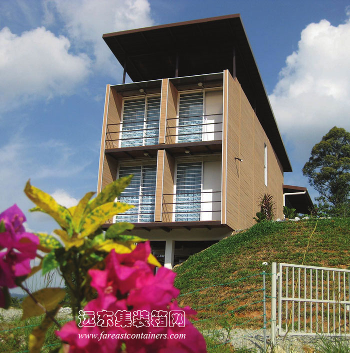 集裝箱住宅: Upcycled 集裝箱度假屋的陽臺