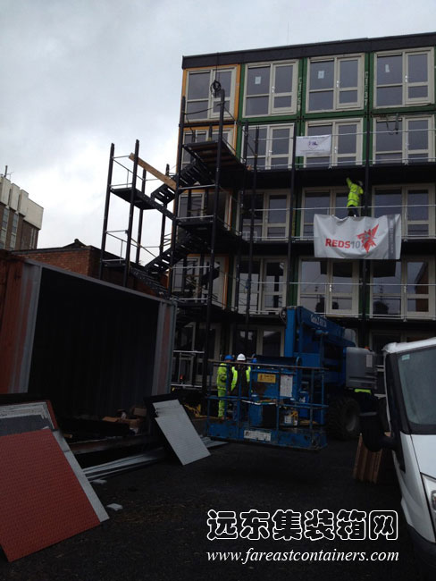 英國布賴頓集裝箱公寓室內溫度、濕度、氣體濃度、能耗等探測設備的安裝