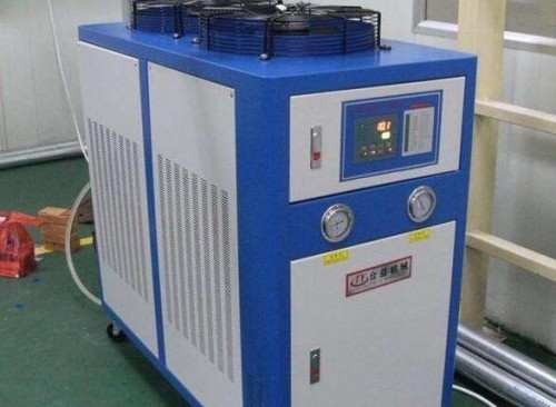 冷水機(jī)組季節(jié)性停機(jī)的運(yùn)行控制原則